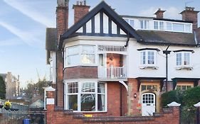 Holbeck Apartment